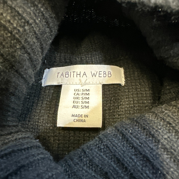 Tabitha Webb Poncho Sweater Womens Small Black Cable Knit Turtleneck Wool Blend - Picture 4 of 10